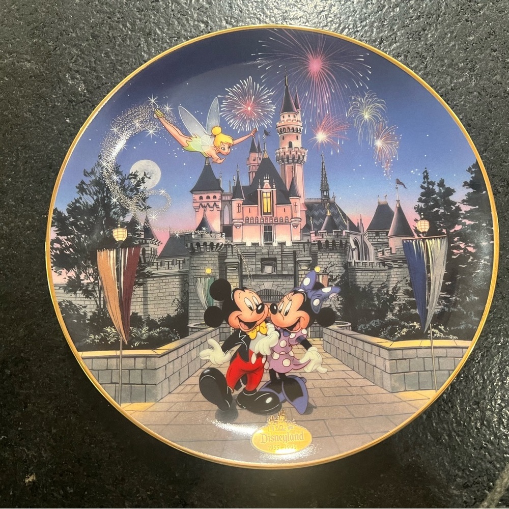 Disneyland's 40th Anniversary Sleeping Beauty Castle Plate Bradford Exchange